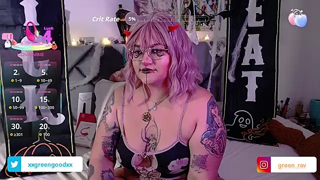 XxGreenGoodxX online show from 10-28-25, 09:58