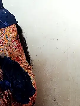 Chhaya hot online show from 02-15-26, 08:46