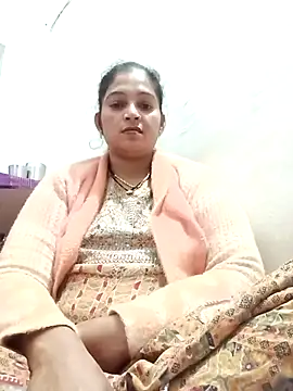 Chhaya hot online show from 02-16-26, 01:26