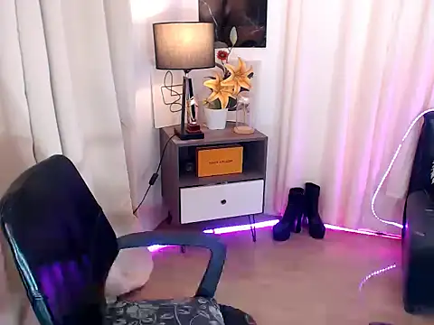 The Fucking Dolls online show from 11-26-25, 09:31