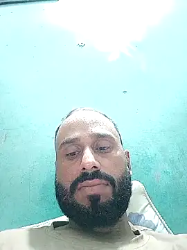 Snapshot of amitkumarkangra chatting on 10-03-25, 06:48 amitkumarkangra online show from 10-03-25, 06:48
