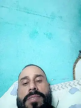 Snapshot of amitkumarkangra chatting on 10-15-25, 05:32 amitkumarkangra online show from 10-15-25, 05:32