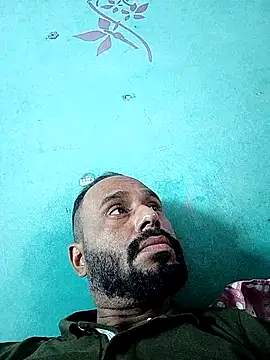 Snapshot of amitkumarkangra chatting on 09-21-25, 02:28 amitkumarkangra online show from 09-21-25, 02:28