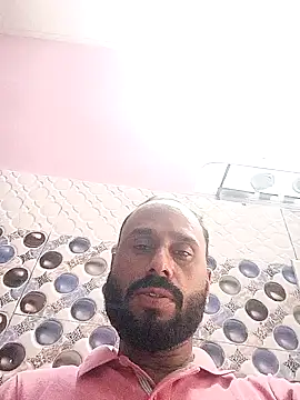 Snapshot of amitkumarkangra chatting on 09-15-25, 07:42 amitkumarkangra online show from 09-15-25, 07:42