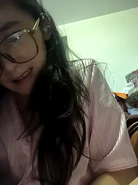 Snapshot of wsyx326 chatting on 09-12-25, 04:18 wsyx326 online show from 09-12-25, 04:18