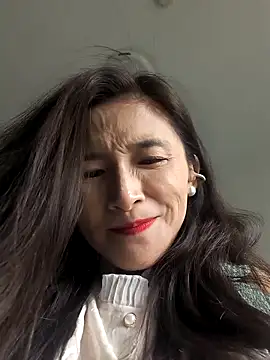 Snapshot of wsyx326 chatting on 10-17-25, 04:38 wsyx326 online show from 10-17-25, 04:38