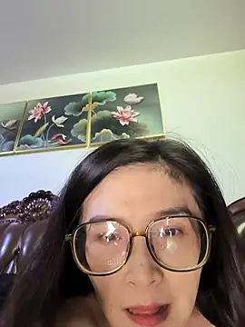 Snapshot of wsyx326 chatting on 10-09-25, 04:29 wsyx326 online show from 10-09-25, 04:29