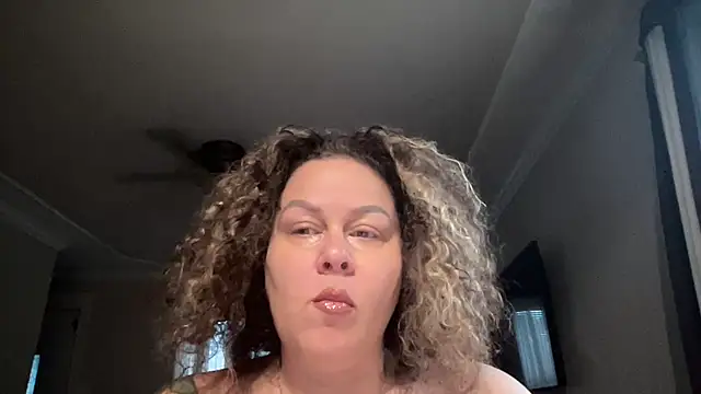 number1slut online show from 10-08-25, 01:23