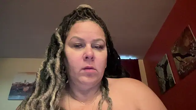Snapshot of number1slut chatting on 05-05-26, 12:19 number1slut online show from 05-05-26, 12:19