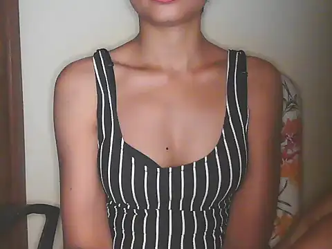 Snapshot of Ankita_Chandel chatting on 12-01-25, 05:41 Ankita Chandel online show from 12-01-25, 05:41