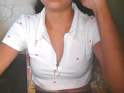 Snapshot of Ankita_Chandel chatting on 11-12-25, 10:52 Ankita Chandel online show from 11-12-25, 10:52