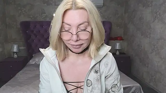 Wendy Waves online show from 04-02-26, 12:01