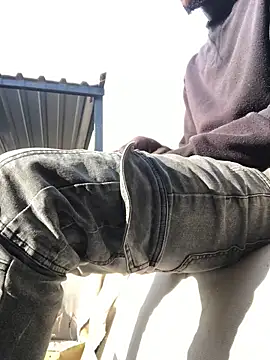 cuminsidebby online show from 04-15-26, 06:19