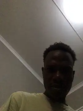 cuminsidebby online show from 12-04-25, 04:33