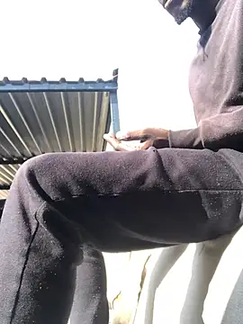 cuminsidebby online show from 04-14-26, 07:24