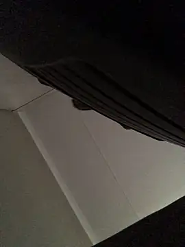 Snapshot of cuminsidebby chatting on 10-17-25, 05:00 cuminsidebby online show from 10-17-25, 05:00