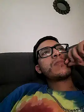 Jaleale33 online show from 04-21-26, 06:09