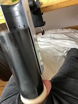 BenReich online show from 11-25-25, 02:01