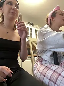 yourfavpsy  online show from 03-27-26, 01:12