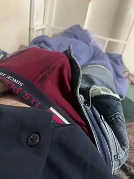 Snapshot of FitNhot_sam chatting on 11-06-25, 01:26 FitNhot sam online show from 11-06-25, 01:26