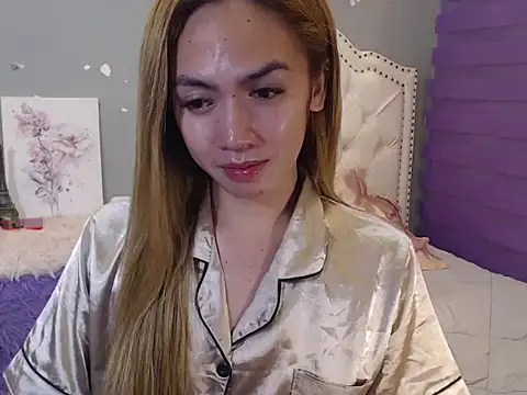 urGoddessChloexxx online show from 07-26-26, 05:31