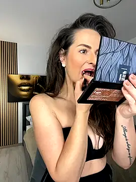 BarbaraXoXoX online show from 10-16-25, 05:05