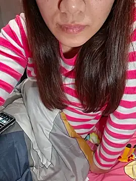 Snapshot of hihiakiko chatting on 01-18-26, 03:15 hihiakiko online show from 01-18-26, 03:15