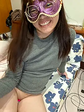 hihiakiko online show from 01-10-26, 04:02