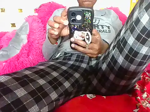 Nodia32 online show from 10-28-25, 04:50