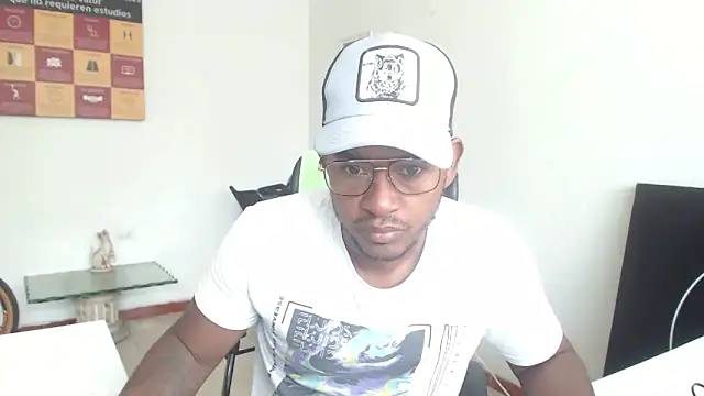 AndyCalifornia1 online show from 10-09-25, 03:23