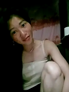 Snapshot of Phuongphuongg chatting on 09-25-25, 09:54 Phuongphuongg online show from 09-25-25, 09:54