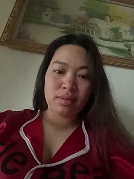 Snapshot of Nhung584 chatting on 09-30-25, 12:16 Nhung584 online show from 09-30-25, 12:16