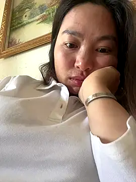 Nhung584 online show from 11-04-25, 06:50