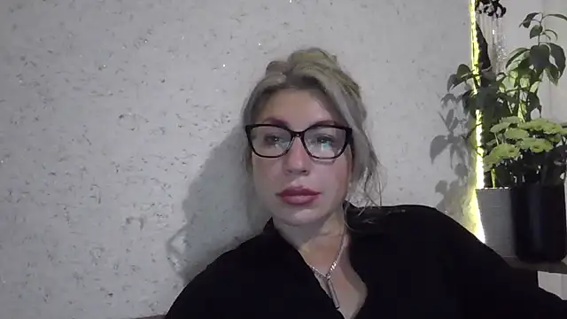 fox red lady7 online show from 11-27-25, 08:53