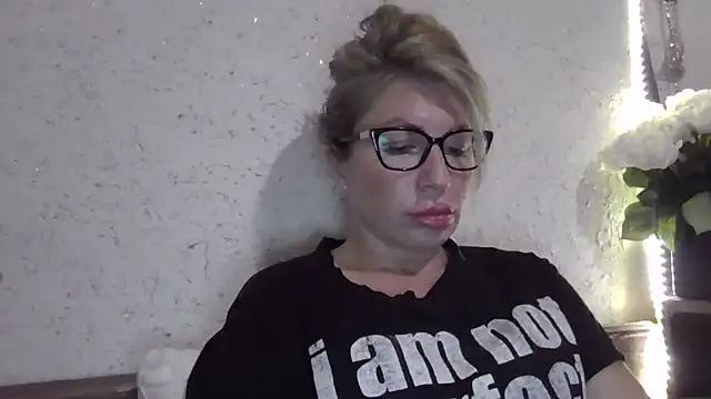 fox red lady7 online show from 01-31-26, 09:46