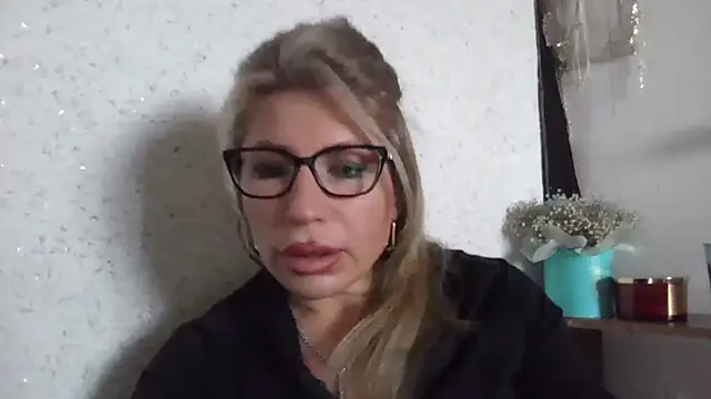 fox red lady7 online show from 01-16-26, 10:41