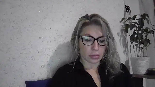 fox red lady7 online show from 12-21-25, 12:51