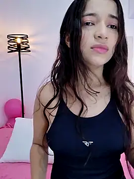 LUNAA    online show from 10-03-25, 04:03