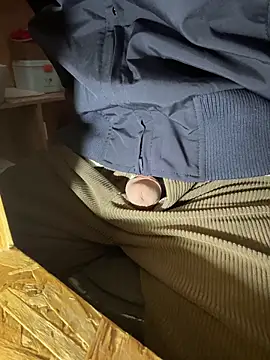 Snapshot of sonwmelt1 chatting on 10-11-25, 07:20 sonwmelt1 online show from 10-11-25, 07:20