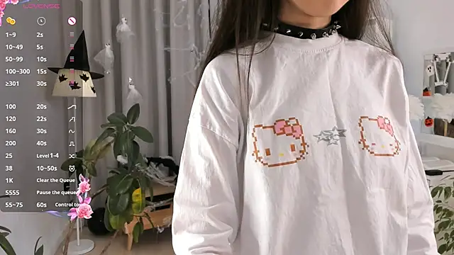 UdelaDodson online show from 10-31-25, 01:13