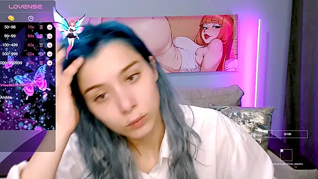 Snapshot of SophieAsh chatting on 10-21-25, 08:03 SophieAsh online show from 10-21-25, 08:03