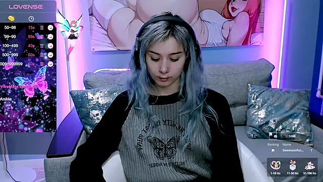 Snapshot of SophieAsh chatting on 10-18-25, 07:10 SophieAsh online show from 10-18-25, 07:10