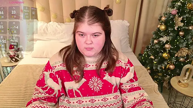 Mia Ray online show from 12-18-25, 05:39