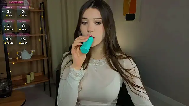 MollyBaby online show from 02-05-26, 01:51