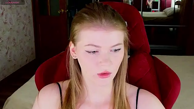 Snapshot of Jenny_Skinner20 chatting on 06-12-26, 06:05 Jenny Skinner20 online show from 06-12-26, 06:05