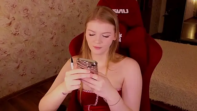 Jenny Skinner20 online show from 12-22-25, 02:39