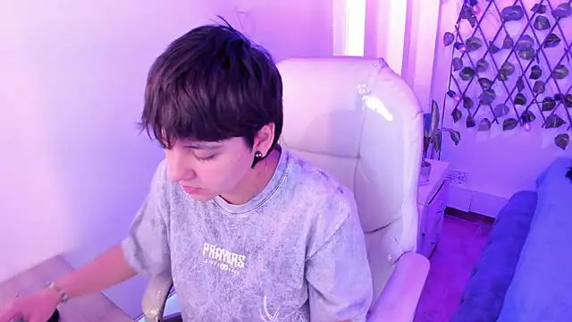 Nathaly ds online show from 04-07-26, 08:32