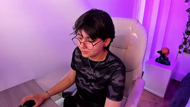 Nathaly ds online show from 02-11-26, 07:14