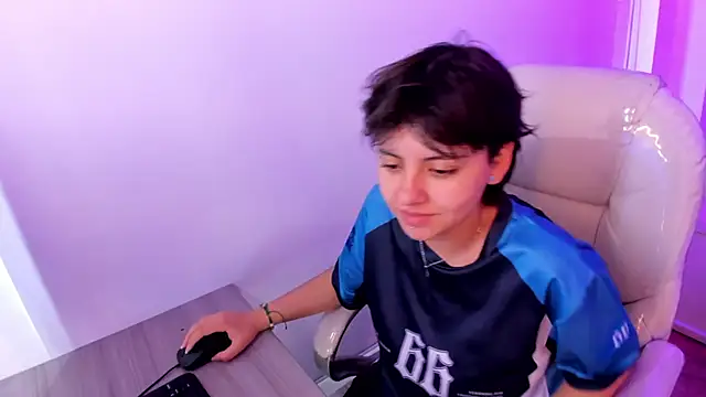 Nathaly ds online show from 02-08-26, 04:48