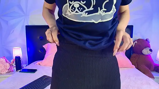 Cherrylionn online show from 09-29-25, 03:35